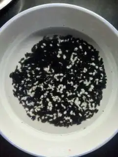Make Red-tree black rice paste step 0