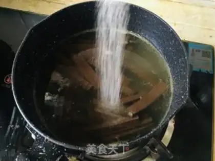 Make Powder and goat blood step 1