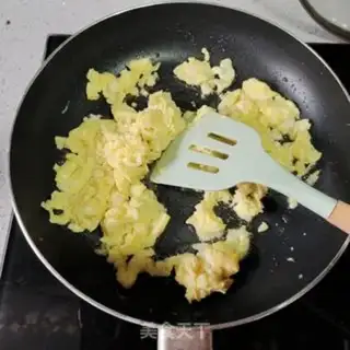 Make Egg sauce noodles step 4