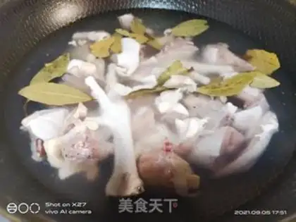 Make Soybeans dry chicken step 0