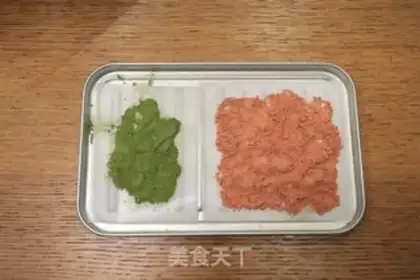 Make Strawberry rice mooncake step 3
