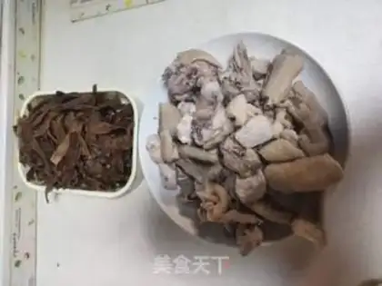 Make Soybeans dry chicken step 2