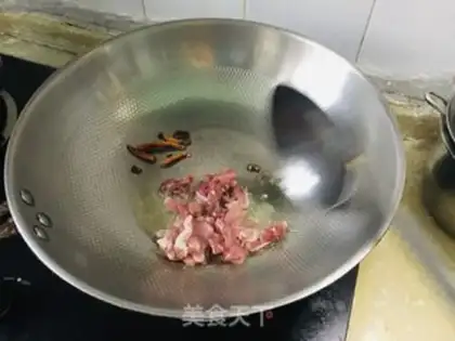 Make Pumpkin with lamb and potatoes step 1