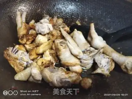 Make Soybeans dry chicken step 3