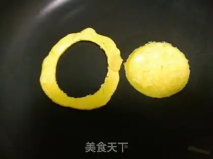 Make Tomato egg fried rice step 2