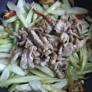 Make Celery and meat step 7
