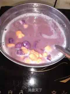 Make Taco milk tea step 1
