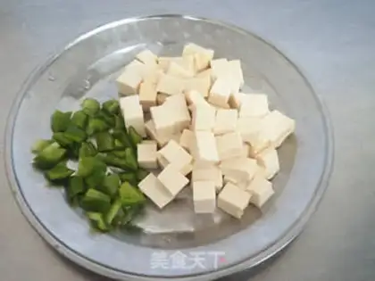 Make Tofu roasted meat noodles step 2