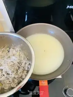 Make Tofu skirts with greasy fish soup step 3