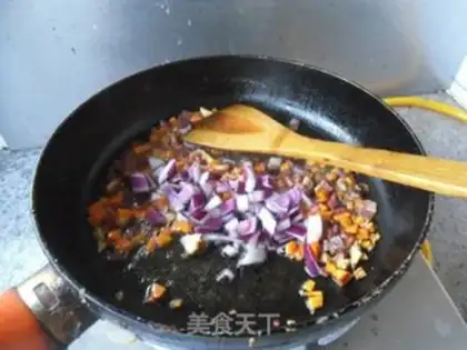Make Ham and egg fried rice step 3