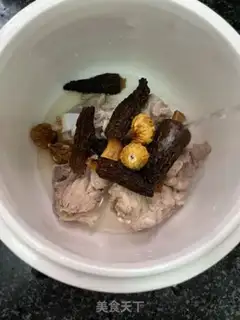Make The figs and sheep belly stewed dragon bones step 3