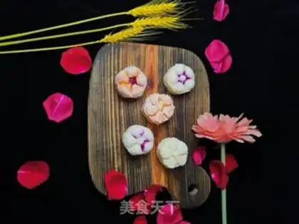 Make Milk and fruit mooncake step 4