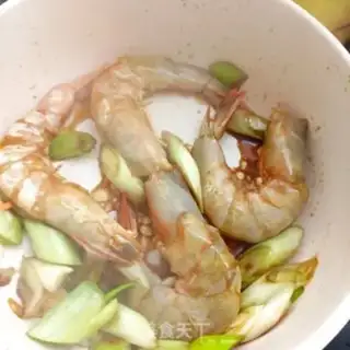 Make Shrimp noodles step 6