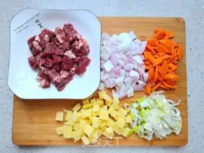 Make Soy beef rice step 1