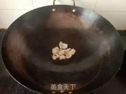 Make Scrambled sprouts step 1