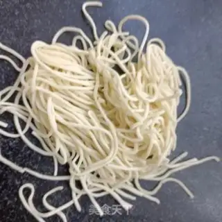 Make Shrimp noodles step 8