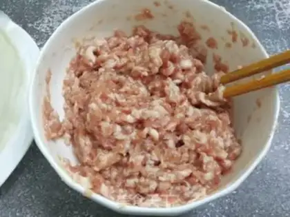 Make Sioux meat mooncake step 2
