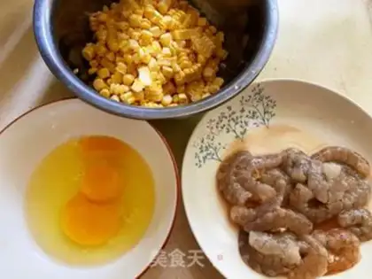 Make Corn shrimp fried eggs step 0