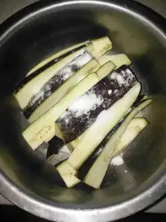Make Fish and pork and eggplant step 0