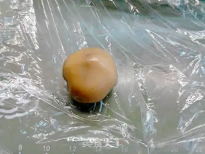 Make Bean-saloon mooncake step 11