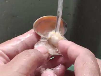 Make Garlic clams step 2