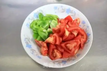 Make Red fried chicken leg tomatoes step 7