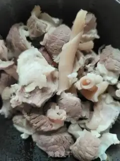 Make Spicy bean petal sauce step 2
