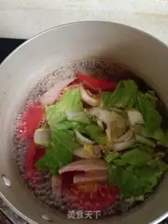 Make Tomato vegetable egg soup step 2