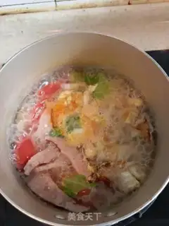 Make Tomato vegetable egg soup step 3