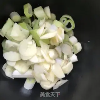 Make They always make pineapple step 3