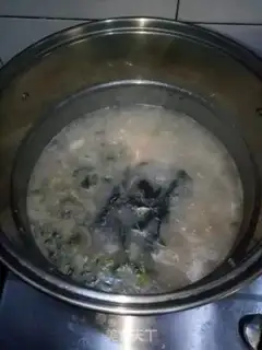 Make Shrimp congee step 6