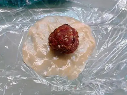 Make Apricot mooncake step 13