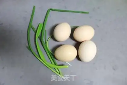 Make Onion onions and eggs step 0