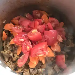 Make Carrot and beef noodles step 8