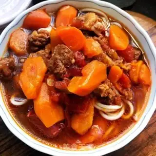 Make Carrot and beef noodles step 13
