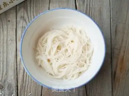 Make Tomato beef noodles step 10