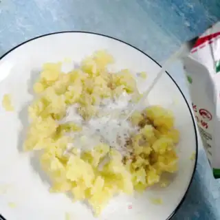 Make Cheese mashed potatoes step 5