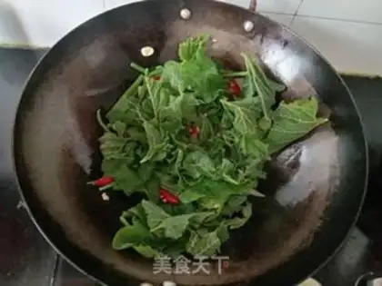 Make Clear the pumpkin vine step 5