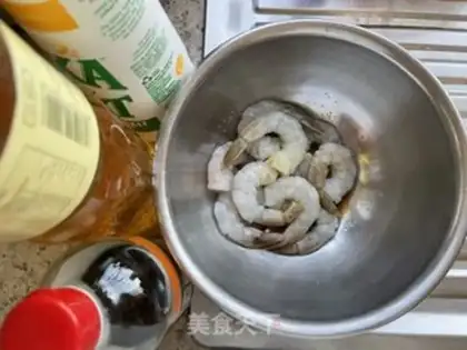 Make Shrimp salad step 0