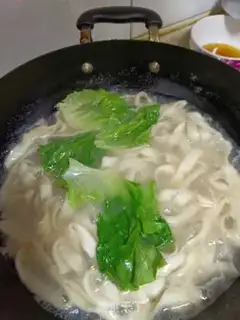 Make Fried egg noodles step 1