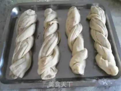 Make Chocolate falcon step 12