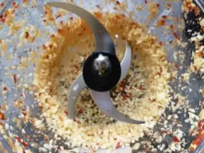 Make Garlic pepper sauce step 7