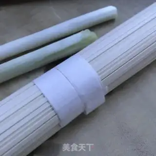 Make Onion noodles step 1