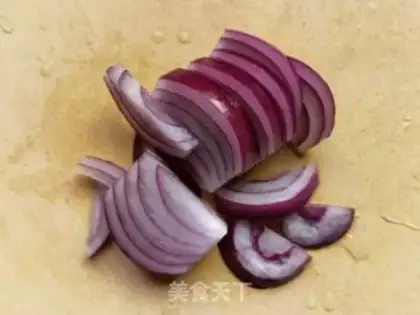 Make Onions, spinach step 0