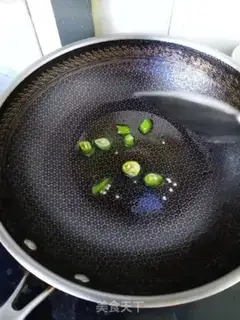 Make Wire peppers, black beans step 3