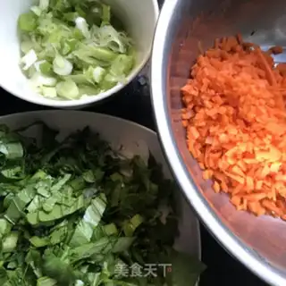 Make Beef leather egg congee step 4