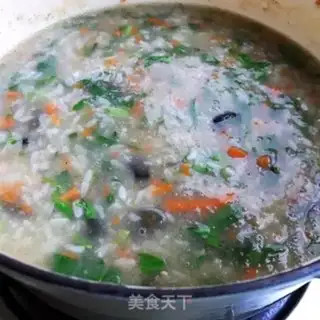 Make Beef leather egg congee step 9