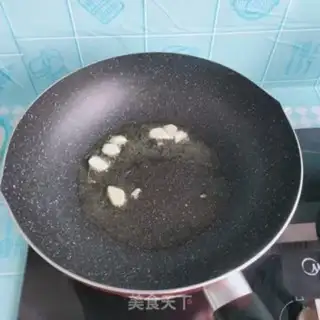 Make Chicken chest fried cucumber step 5