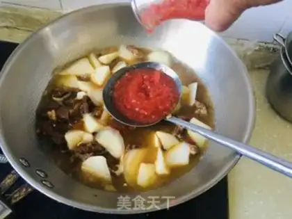 Make Tomato potato stew step 2
