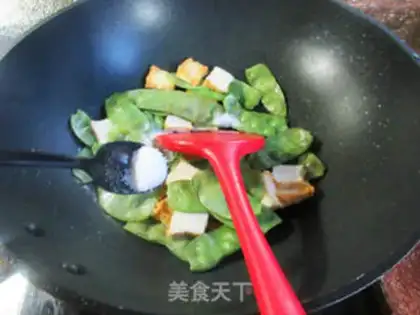 Make Fish tofu fried lentils step 6
